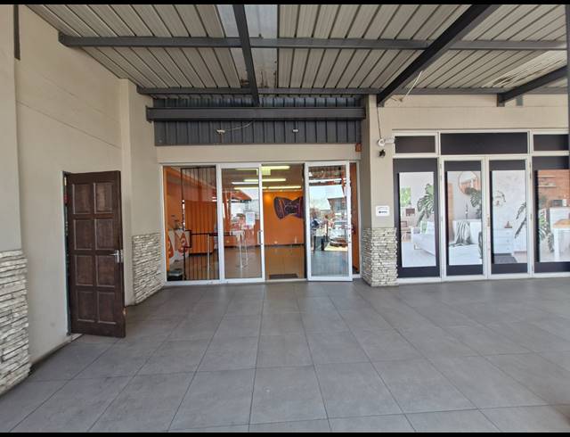 110M² RETAIL TO LET IN BARDENE